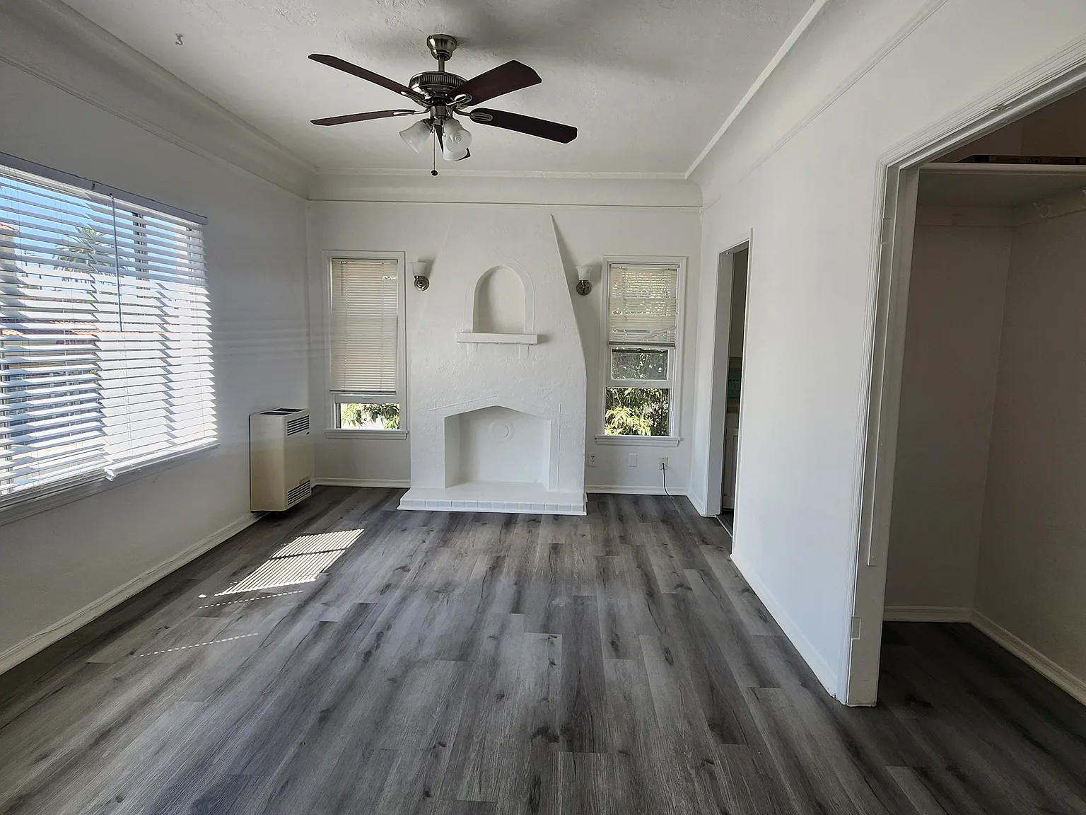Studio, $1,550 — Photo 3