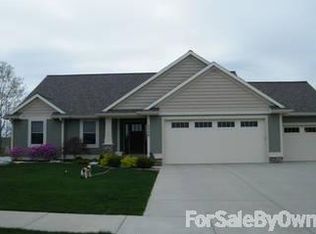 3490 Foxtail Ct, Hudsonville, MI 49426
