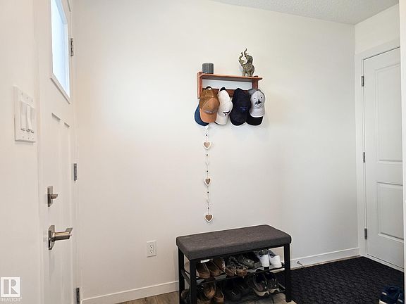 3rd image of 50 McLaughlin Dr #70