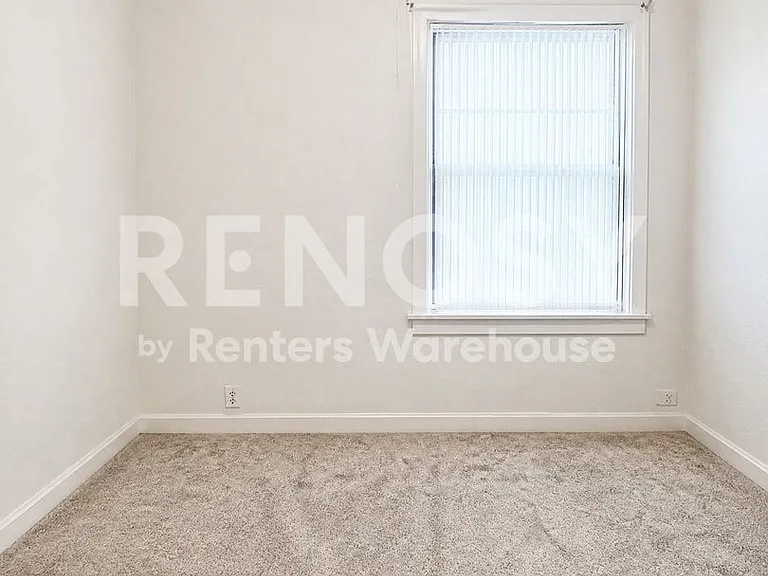 3015 Girard Ave N #1 — Photo 8
