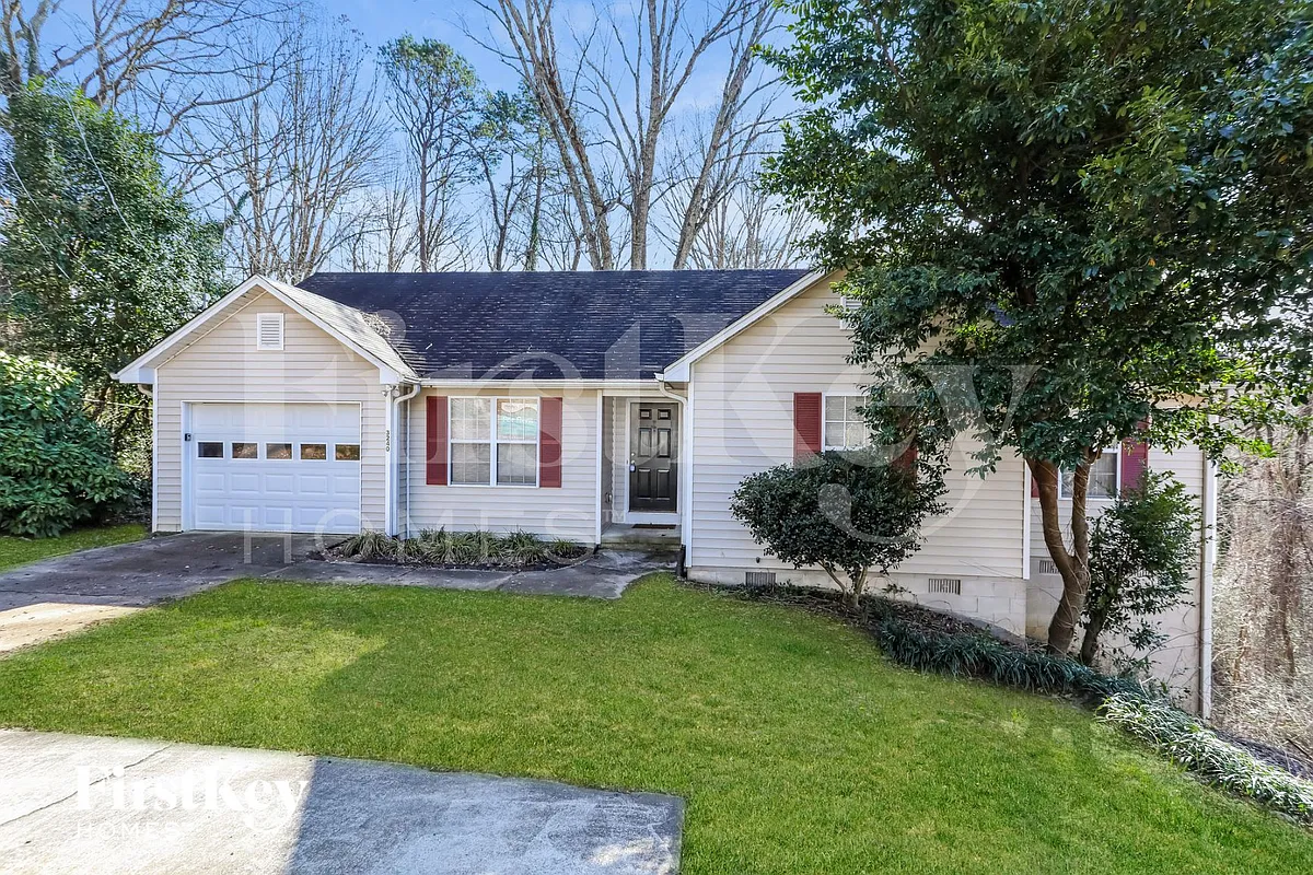 Building Photo - 3240 Hilltop Cir