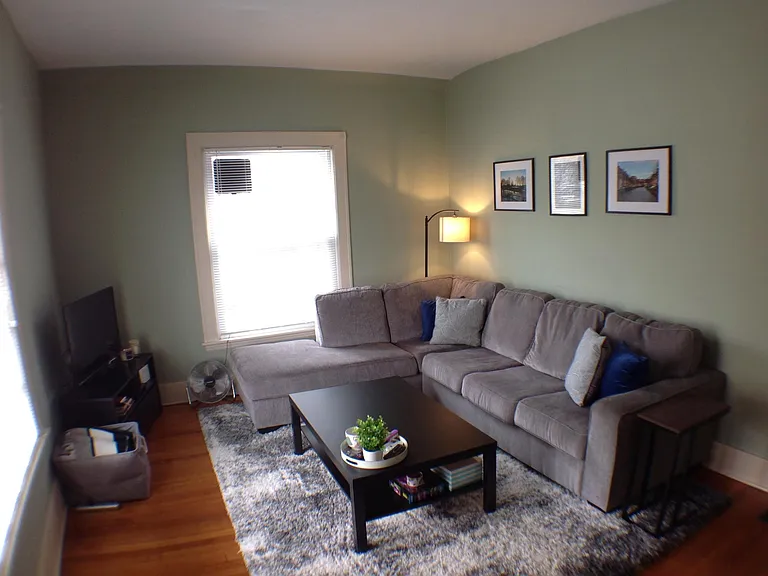 16 Union Ave NE #2 — Photo 5