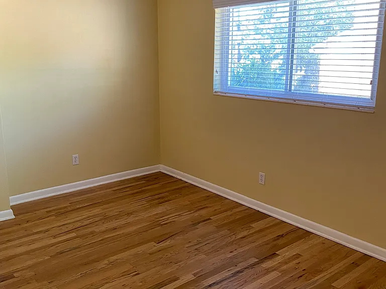 2250 Bryan Cir — Photo 21