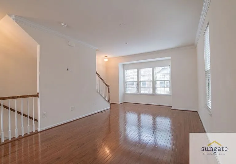 1724 Lantern Mews — Photo 11
