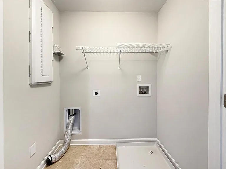 381 Northaven Ave — Photo 27