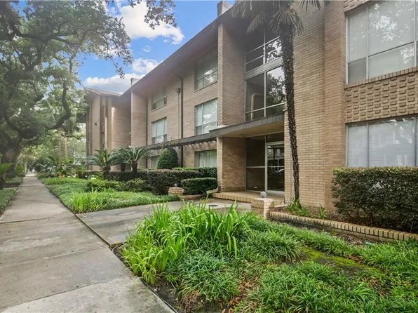 4007 Saint Charles Ave APT 218, New Orleans, LA 70115