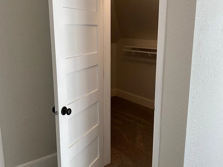 1157 Hague Ave #6 — Photo 40