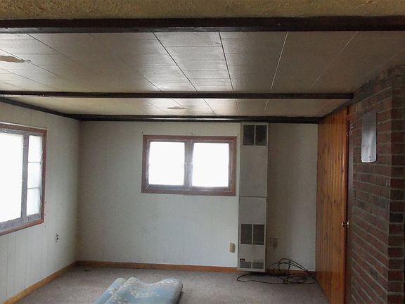 2nd image of 1483 6th Ave