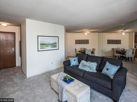 4th image of 1425 28th St W #317