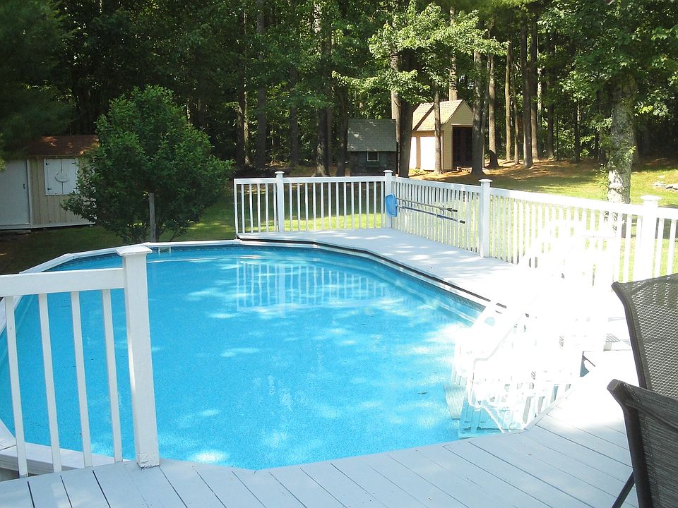 2nd image of 60 Coal Pit Hill Rd