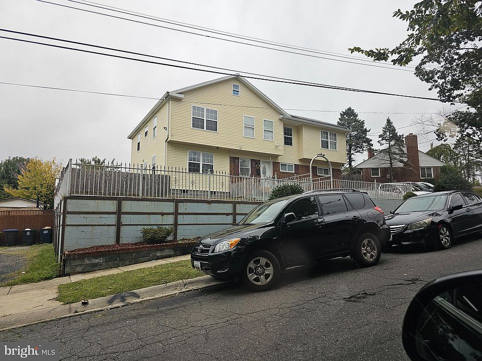 2nd image of 1802 Lebanon St