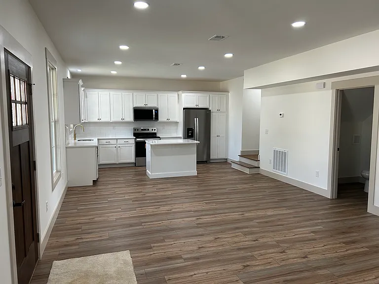505 Hickory Tree Private Dr — Photo 6