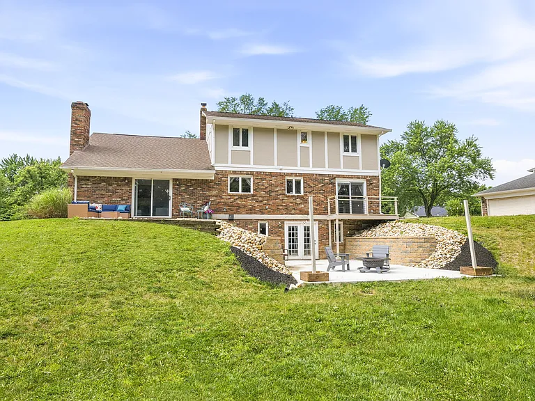 1720 Ridge Hill Ln #1 — Photo 19