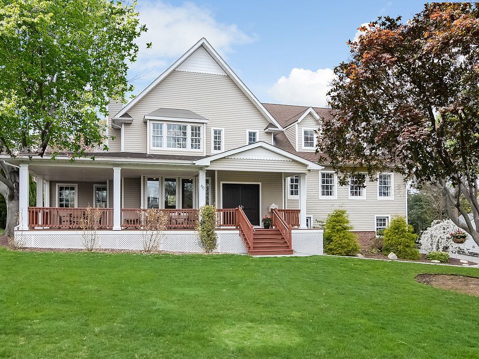 1st image of 60 Haviland Ln