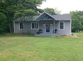 1533 Vanderhoof Rd, Barberton, OH 44203