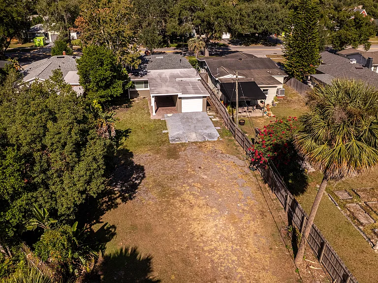 3227 N Orange Ave — Photo 20