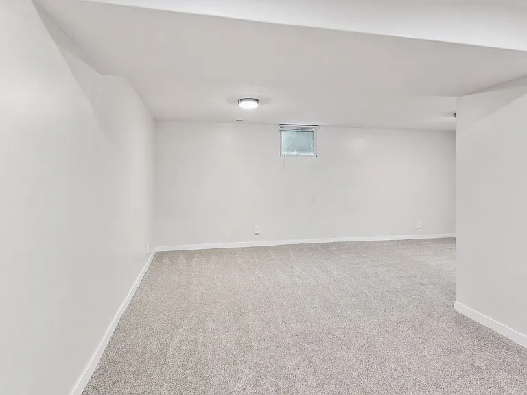 5049 Grassridge Rd — Photo 16