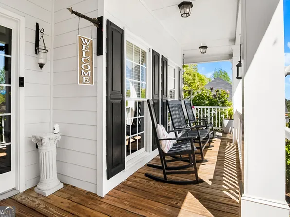 561 Valleyside Dr, Dallas, GA 30157