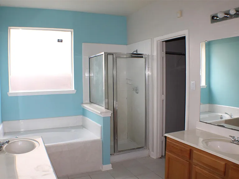 12231 Ashford Park Dr — Photo 19