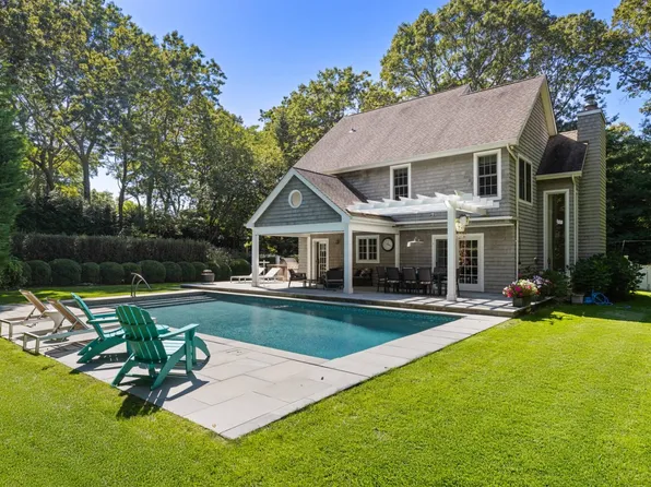 145 Sea Farm Ln, Bridgehampton, NY 11932