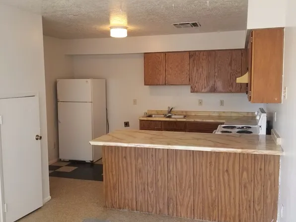 504 Candelaria Blvd. NW, 504 Candelaria Rd NW APT 5, Albuquerque, NM 87107