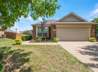 118 Coyote Run, Waxahachie, TX 75165
