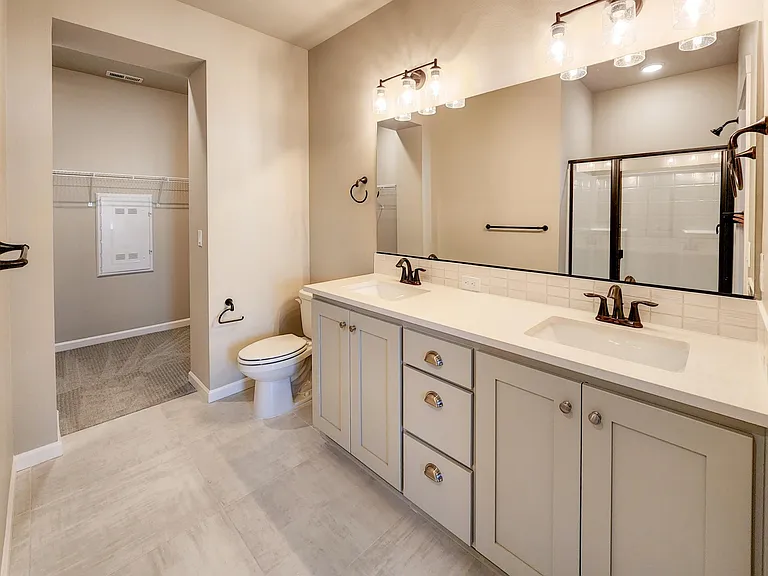 4245 SE Fortress Ln — Photo 24