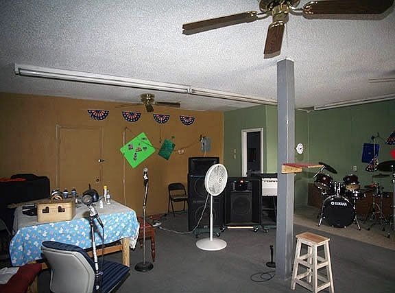 3rd image of 420 S 17th St
