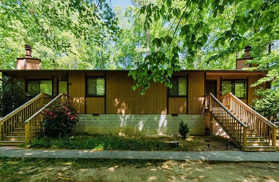 1st image of 415 Tall Oaks Rd #A & B
