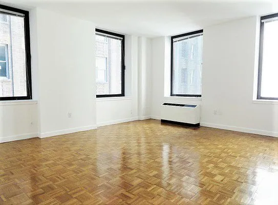 Rented by Lalezarian Properties | media 14