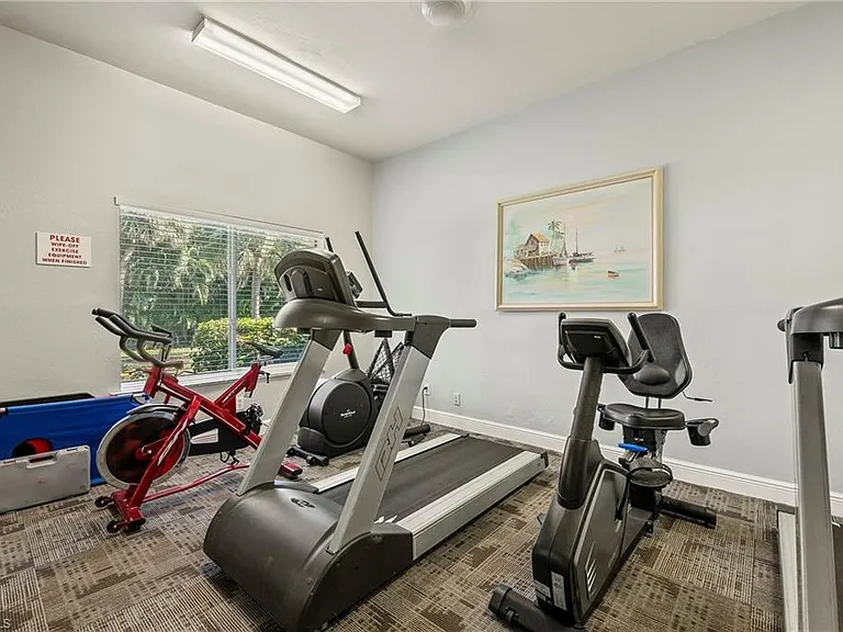 209 Robin Hood Cir #201 — Photo 20