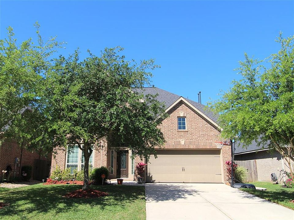 1st image of 2706 Misty Laurel Ct
