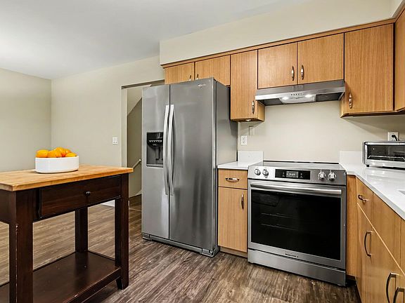 4th image of 3318 Alpine Dr