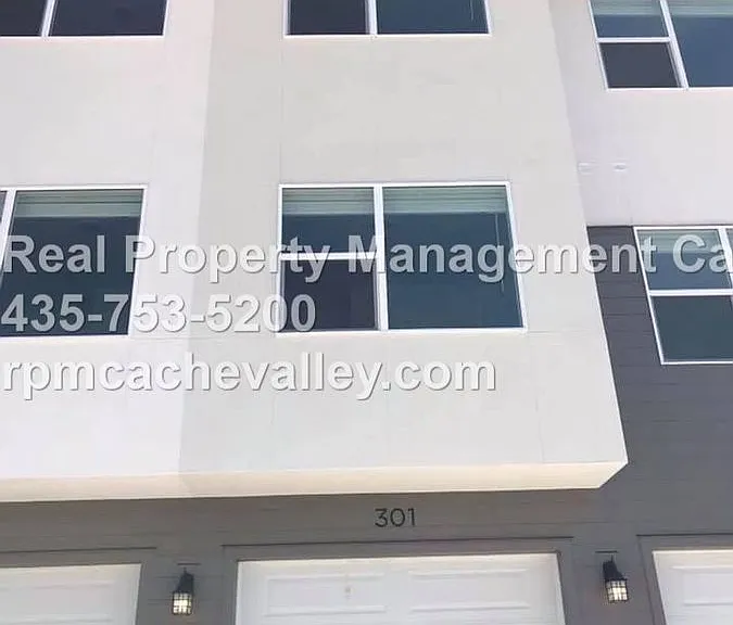 163 E 550 N #301 — Photo 4