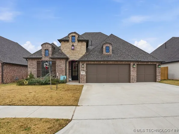 2818 E Quaker St, Broken Arrow, OK 74014