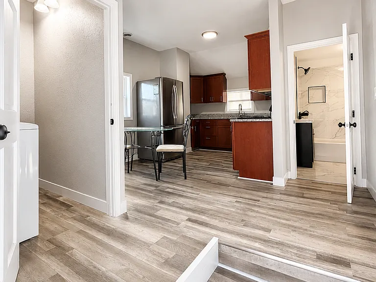 2450 13th Ave S #2 — Photo 11