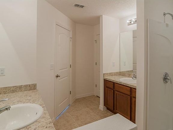 5th image of 528 Tortola Ave