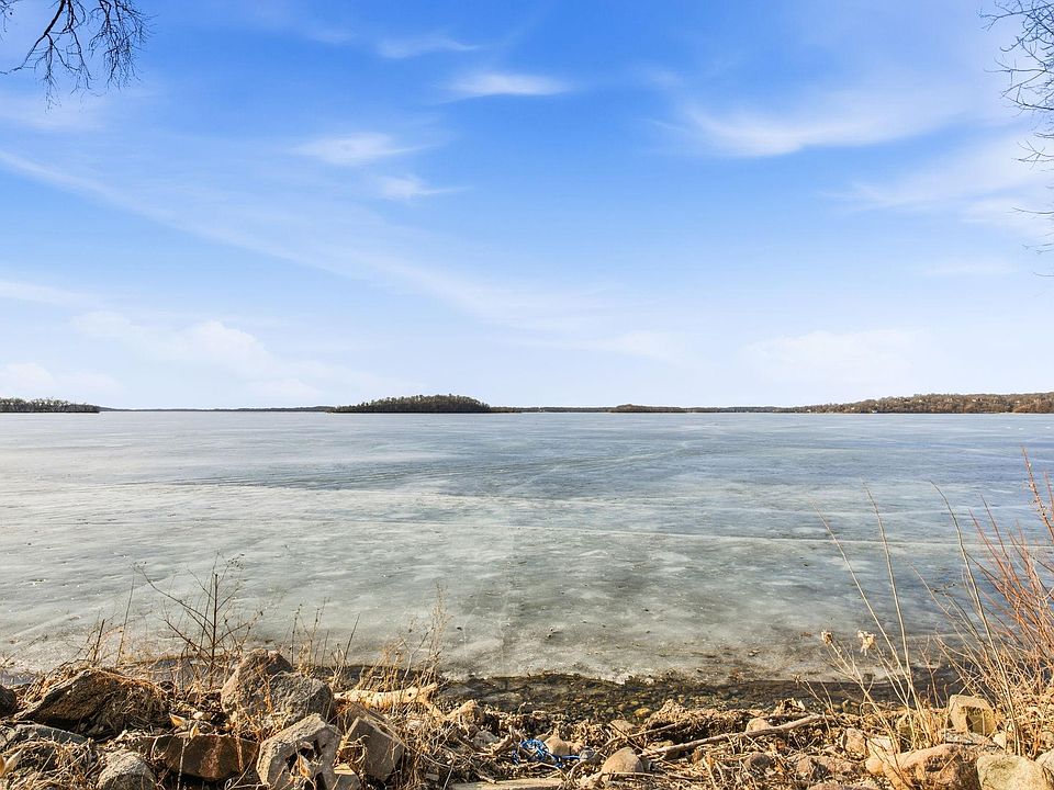 1st image of 16016 Lake Koronis Rd