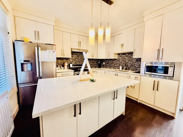 13275 90th Ave, Surrey, BC