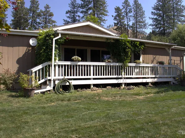 204 Larradon Dr, Kamiah, ID 83536