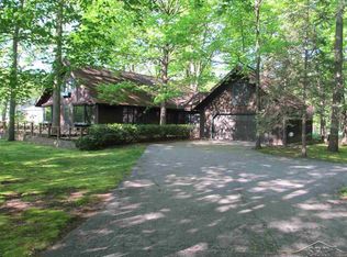 3931 Hackett Rd, Saginaw, MI 48603