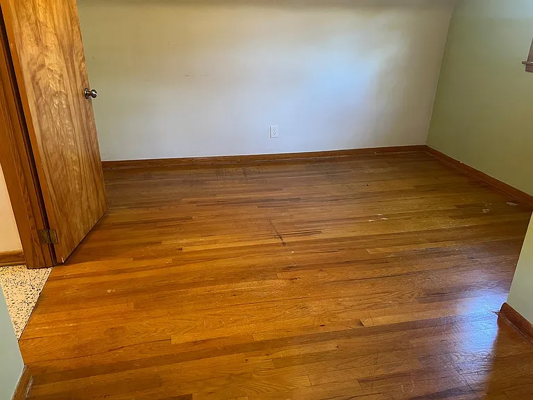 106 Academy St — Photo 3