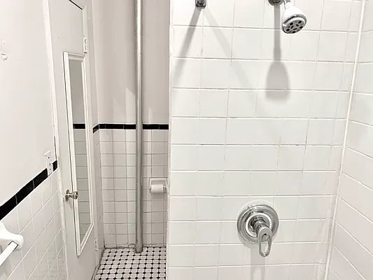 Rented by Bond New York | media 11