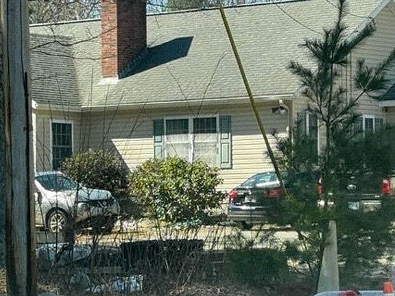 2nd image of 1541 Ten Rod Rd