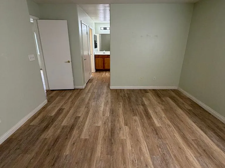 3814 Kit Fox St — Photo 22