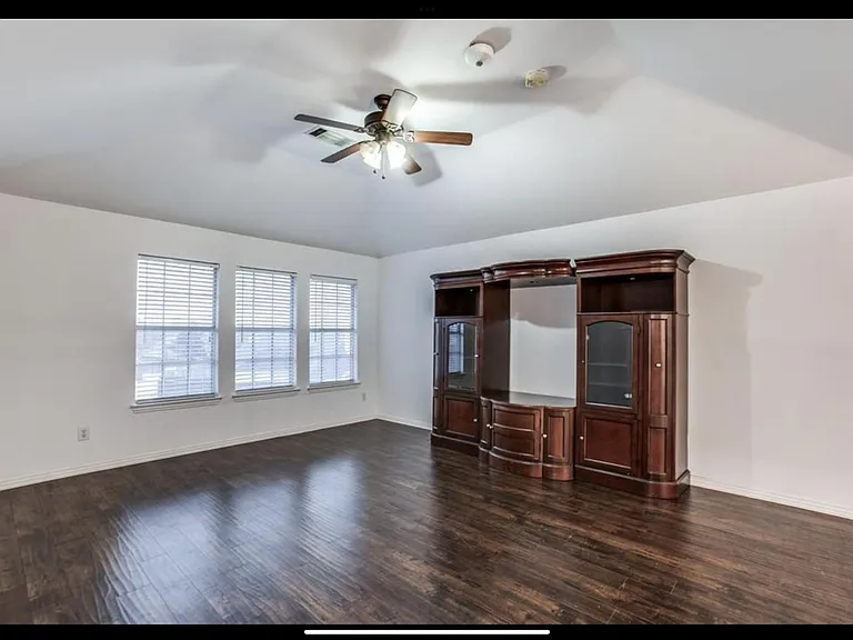 8513 Moraine Dr — Photo 17