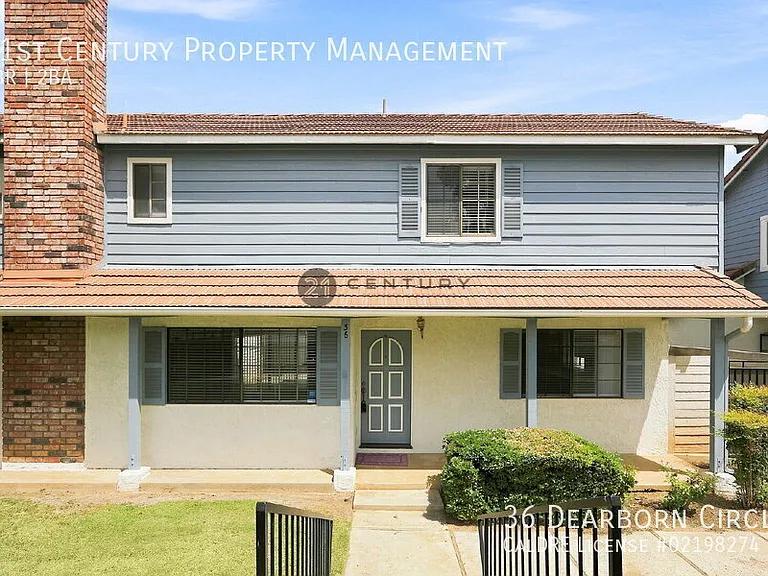36 Dearborn Cir — Photo 1