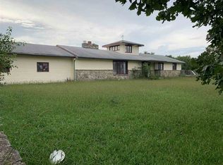 10711 Crooked Creek Rd, Leonardville, KS 66449