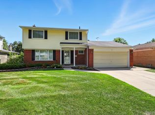 27930 Audrey Ave, Warren, MI 48092