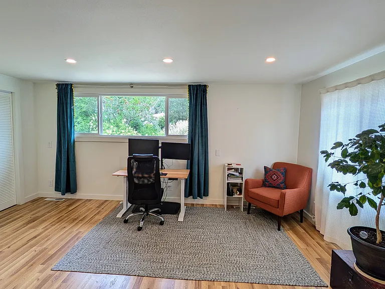 3103 Plymouth Dr — Photo 16